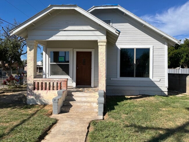 Photo - 402 Corpus Christi St
