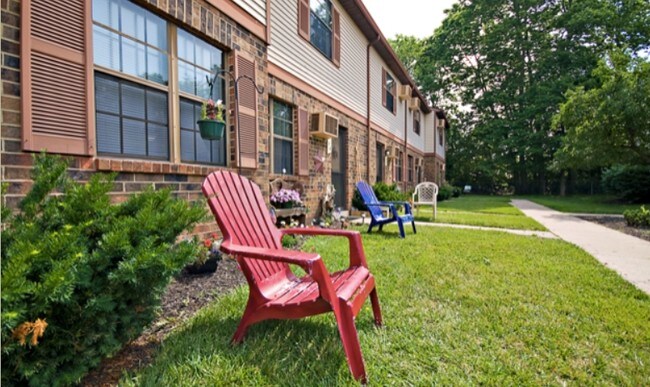 Photo - West Alex Village