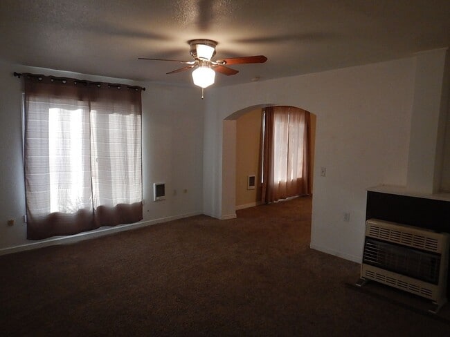 Photo - 0467 Unit 01