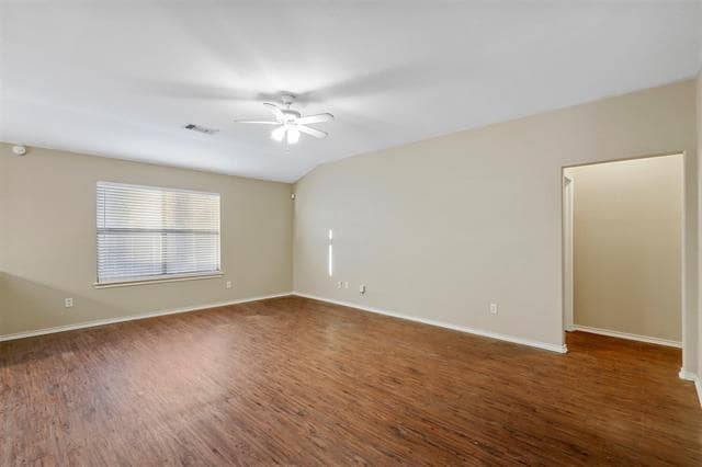 Photo - 2811 Briarbrook Dr