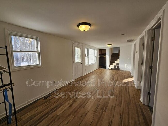 Building Photo - 18 S 574 W