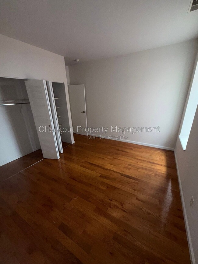 Photo - 5535 Pershing Ave Unit 22