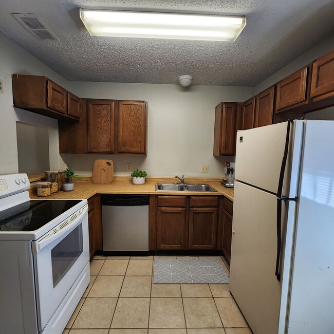 Photo - Townhome Available in October!