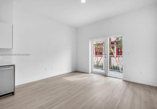 501 W Dixie Hwy Unit C101
