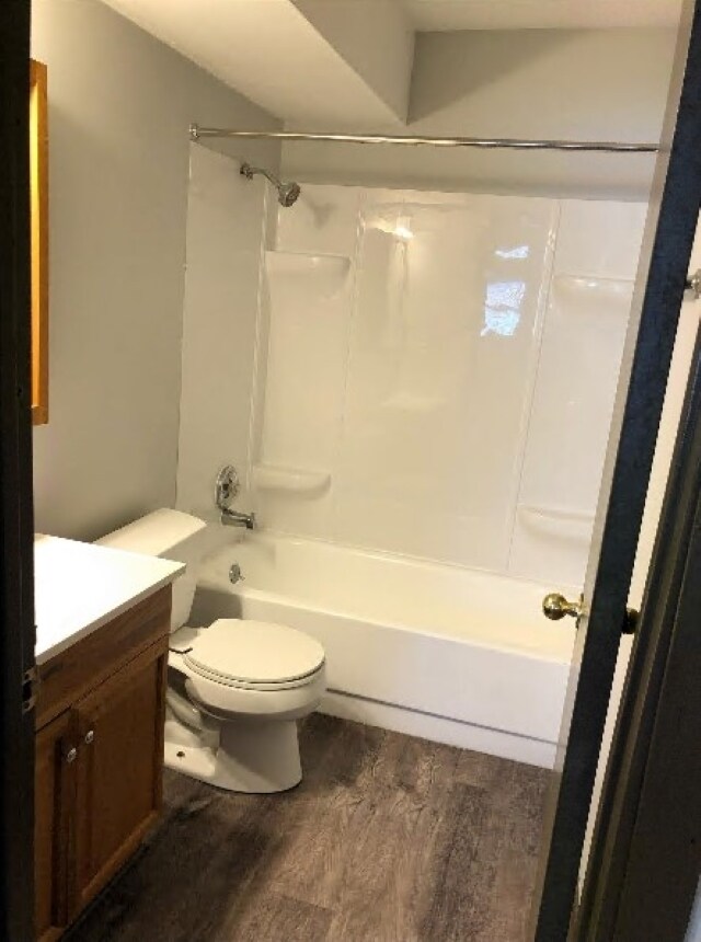 Photo - 1320 E 38th St