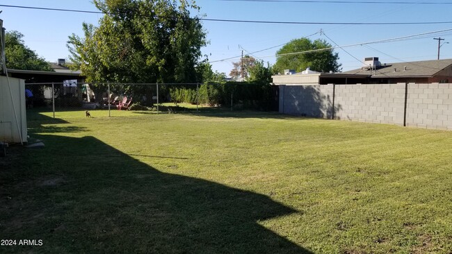 Photo - 2132 E Mulberry Dr