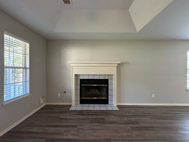 Photo - Gorgeous 3 Bed 2 Bath Home for Rent in Bar...