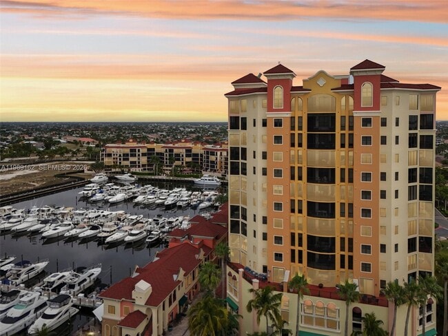 Building Photo - 5781 Cape Harbour Dr Unit 903