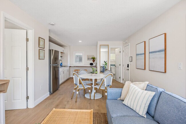 Photo - 637 S Orlando Ave Unidad ID1245227P