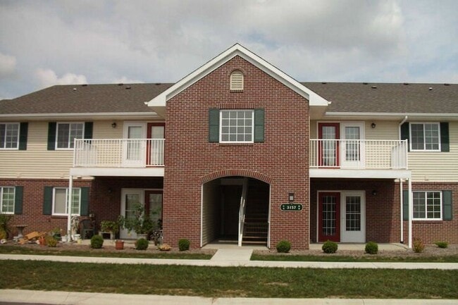 Building Photo - 3131 Clary Crossing Unit #3131