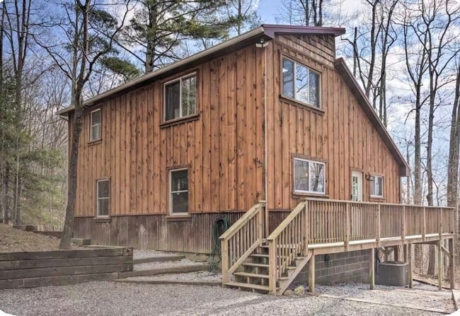 Building Photo - 143 Red Huckleberry Ln