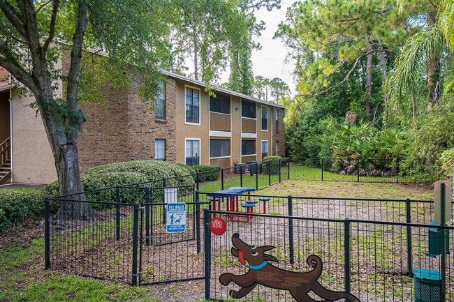 Photo - Forestlake Apartments