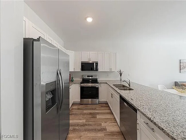 Photo - 5207 26th St SW