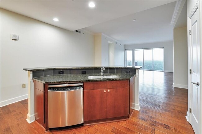 Photo - 2950 Mt Wilkinson Pkwy SE Unit 411