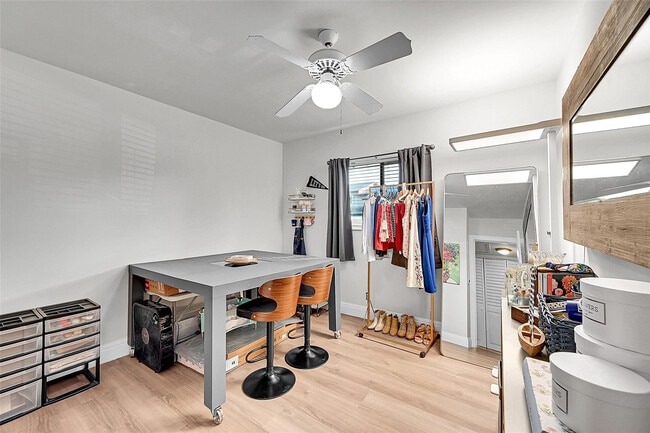 Photo - 2351 NW 37th Ave