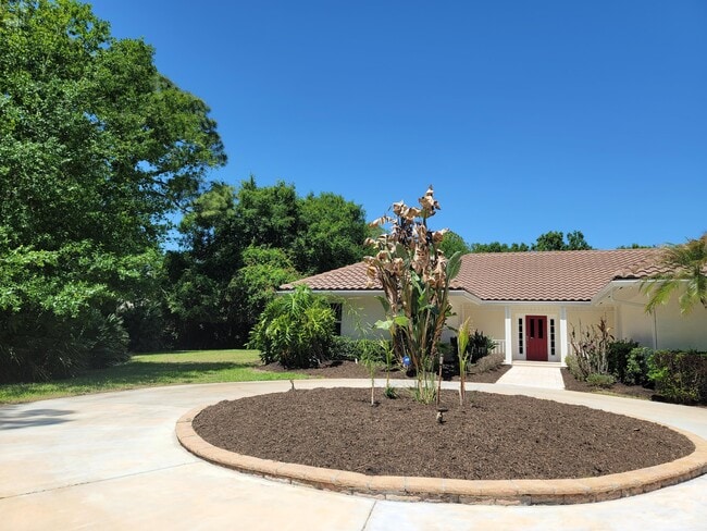 Photo - 7922 Steeplechase Ln