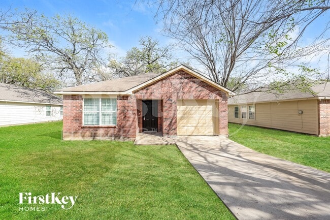 Building Photo - 8331 Lake Anna Dr