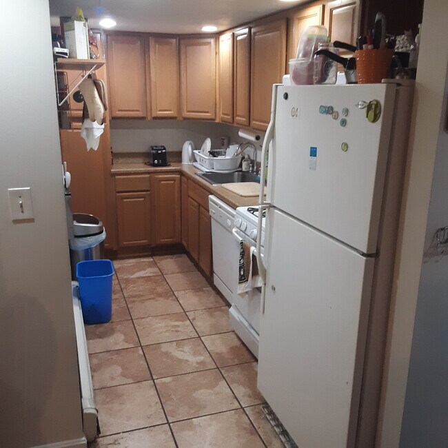 Photo - 40 Brainerd Rd Unit B