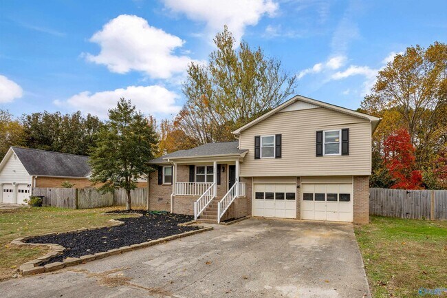 Photo - 235 Usher Rd