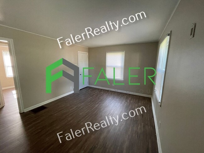 Photo - Charming Cape Cod with Spacious Yard