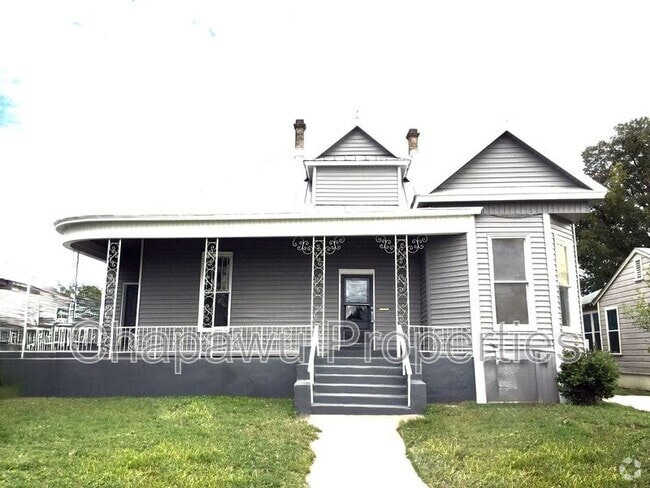 Building Photo - 1018 N Olive St Rental