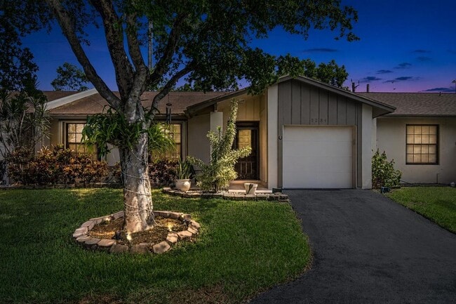 Building Photo - 5284 Breadfruit Cir