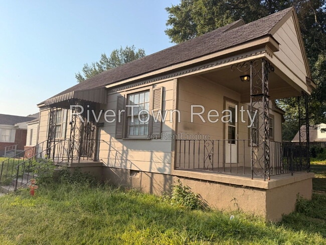 Photo - 3731 Given Ave
