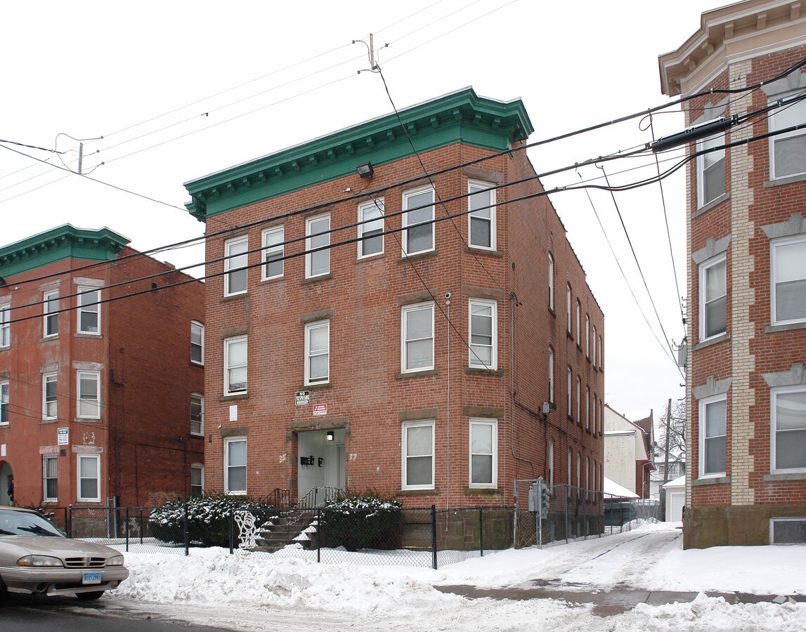 Photo - 35-37 Bond St / Rosario Properties, LLC
