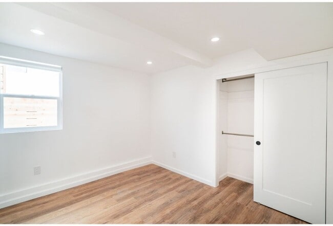 Building Photo - 3412 Bellevue Ave