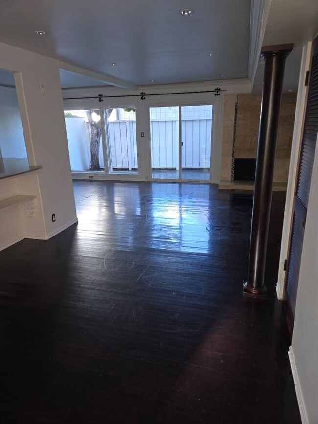 Photo - 4312 Spindrift Way