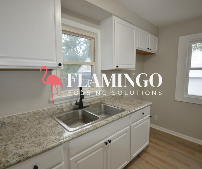 Photo - 2048 Rustic Rd