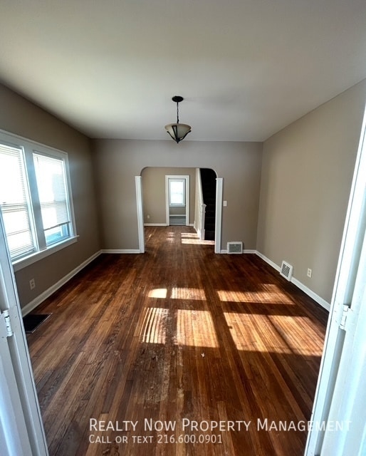 Photo - 5164 E 128th St