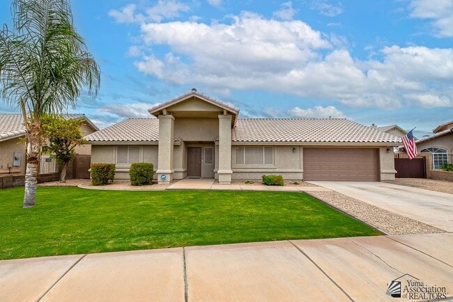 Building Photo - 2637 S 37th Dr Rental
