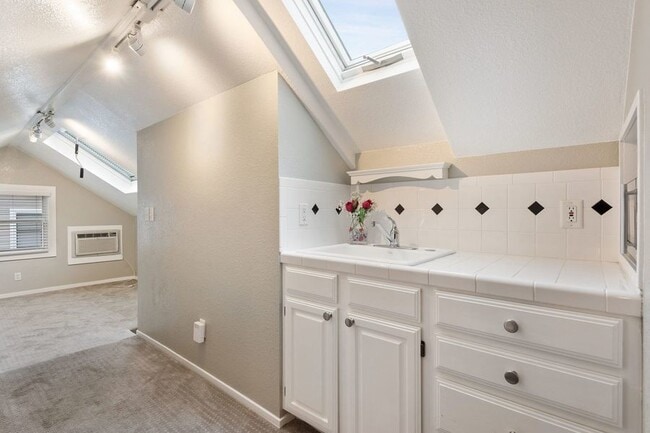 Photo - 330-332 Waverley Street-02 Unit 02