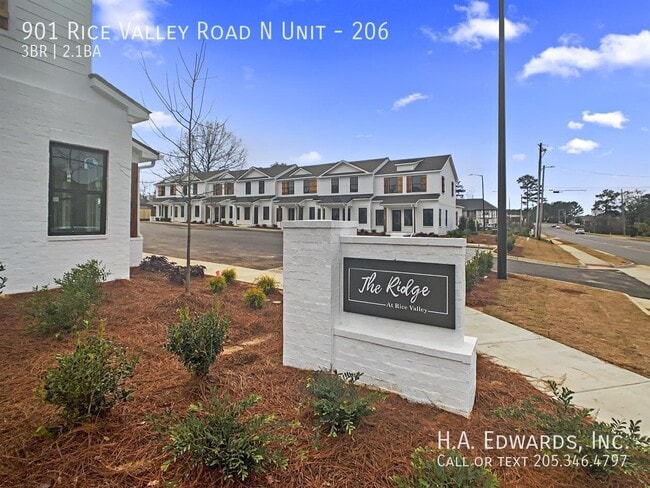 Building Photo - 901 Rice Vly Rd N Unit 206