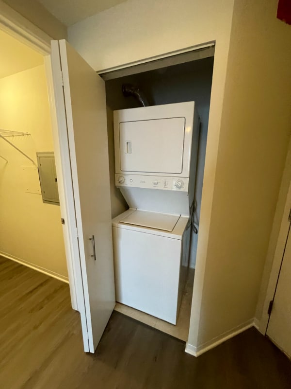 Photo - 575 N State St Unit 4405