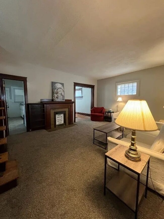 Photo - 357 W 9th St Unidad A