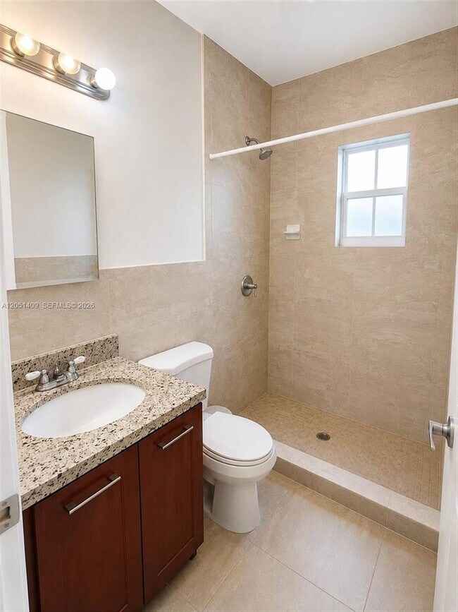 Photo - 4038 SW 9th Ter Unit 4038