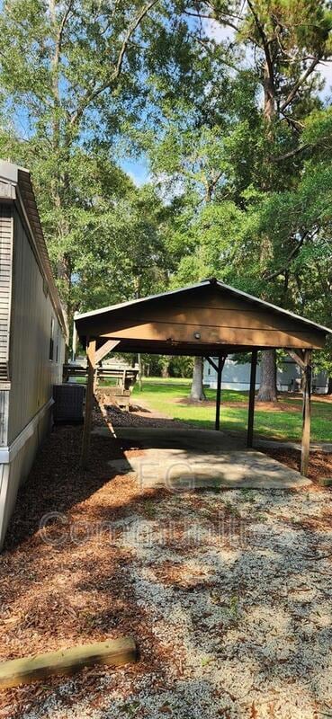 Photo - 1140 N Bryan Rd