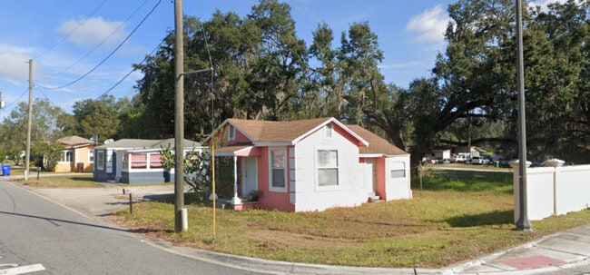 Building Photo - 601 N Emory Ave Rental