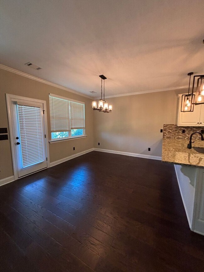 Photo - 237 Caroleton Dr