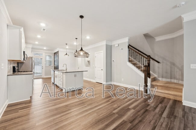 Photo - 113 Synandra Dr