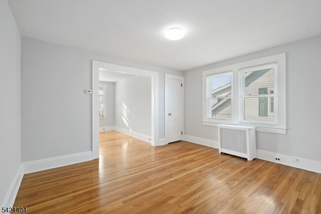 Photo - 23 Meeker Pl