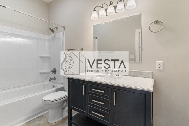 Photo - 555 Baldwin Ave