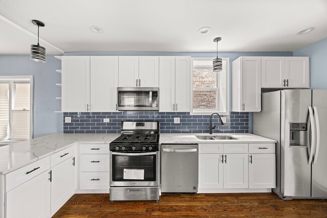 Photo - 8332 S May St Unit 1