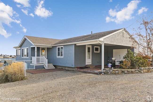 Building Photo - 46 Conanicut Rd Rental