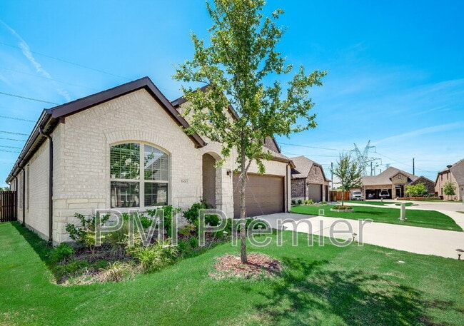 Photo - 15404 Pioneer Bluff Trail