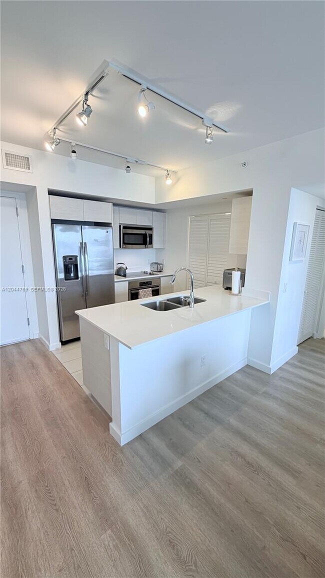 Photo - 4250 Biscayne Blvd Unidad 1617