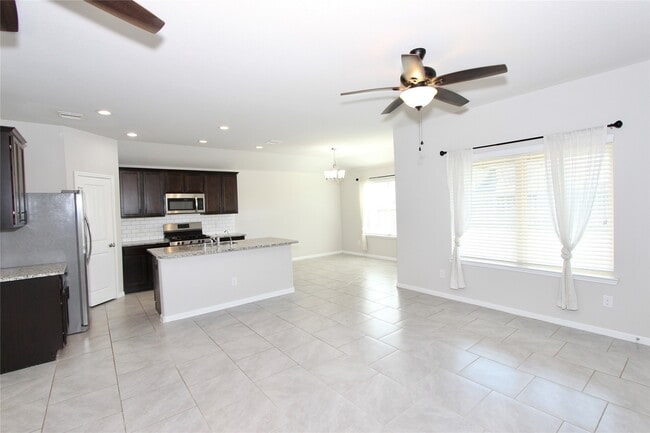 Building Photo - 29519 Patricias Wy