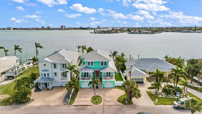 Building Photo - 644 Boca Ciega Isle Dr